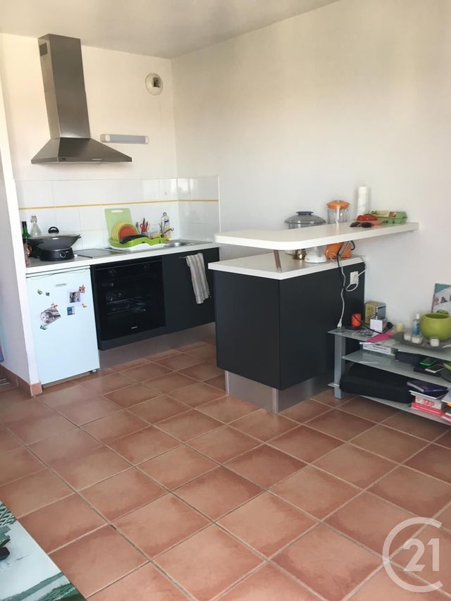 Appartement F2 à louer - 2 pièces - 41.87 m2 - AUCH - 32 - MIDI-PYRENEES - Century 21 J.V. Immobilier